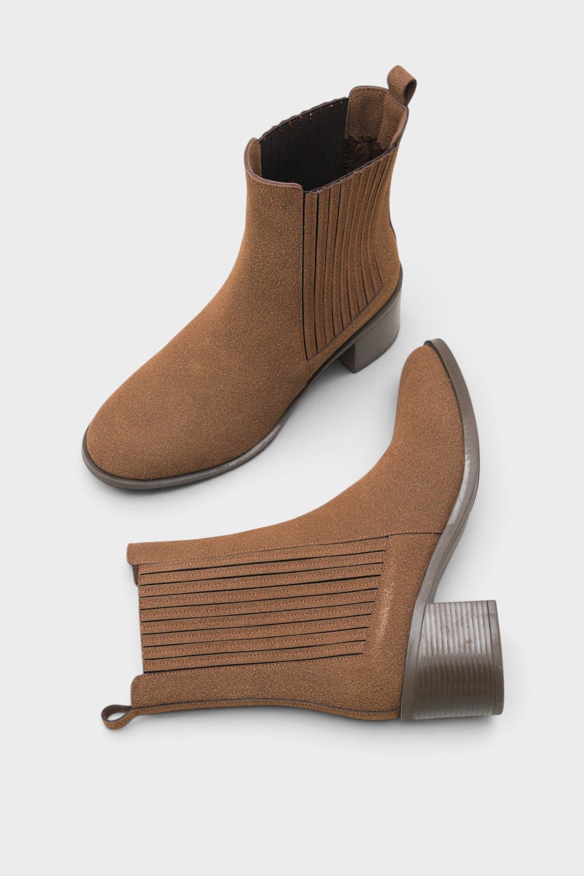 Ellynn Ghete cowboy pentru femei cu vârf rotund și elastic lateral